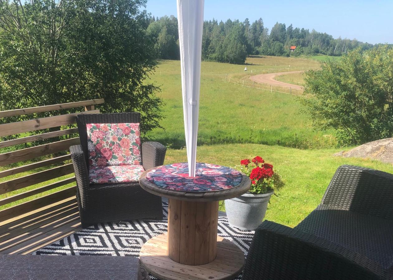 Bed and Breakfast Stor Laegenhet I Elofstorps Missionshus Kristinehamn Exterior foto