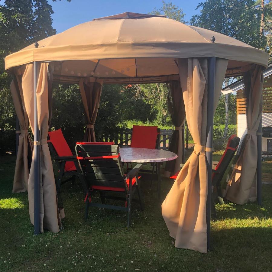 Bed and Breakfast Stor Laegenhet I Elofstorps Missionshus Kristinehamn Exterior foto